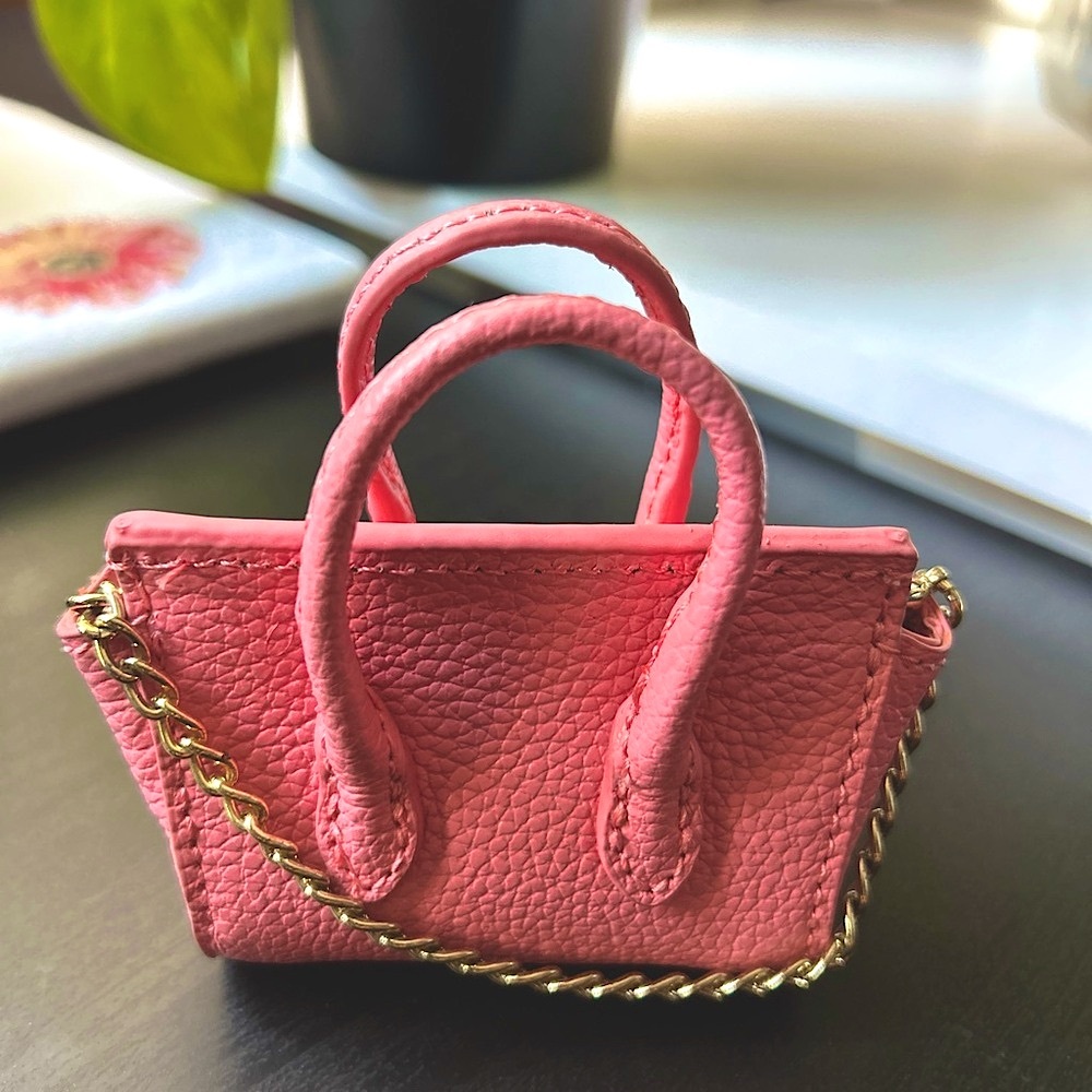 NWOT Elegant genuine pebbled leather Pink Mini Bag Charm with Gold Chain 3” - Picture 2 of 7